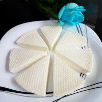 پنیر خانگی باسرکه سفید.