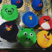 کاپ کیک های انگری بردز