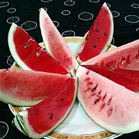 ژله هندوانه در پوست لیمو