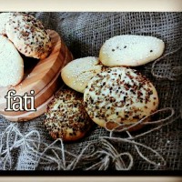 کلوچه کنجدی نرم بادستورفریبا