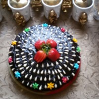 کیک زبرا با تزیین گاناش و گل شکری و...