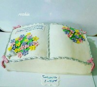 کیک کتاب برای روز معلم