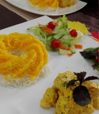 خورش مرغ و ماست