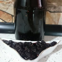 مربای توت سیاه