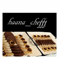 حلوا شیر ،رول خرما باحلوازعفرانی وحلوای کاکائویی.