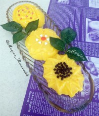 دسر کرم زعفرانی