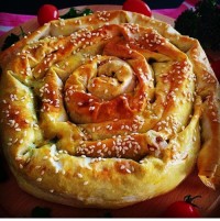 بورک حلزونی اسفناج