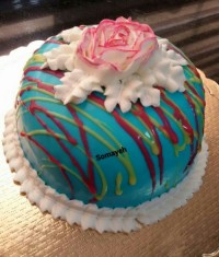 کیک با روکش خامه پاستیلی