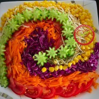 تزیین سالاد فصل