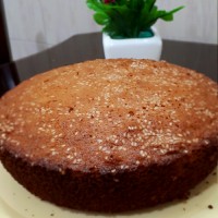 کیک شیره انگور با سس کارامل