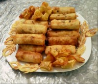 اسپرینگ رول مرغ و سبزیجات