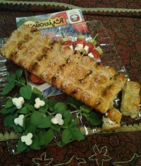 نان با مغزی پنیر و گردو