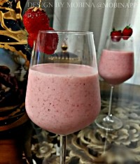 اسموتی توت فرنگی و موز