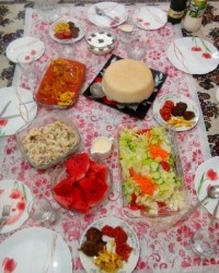 سالادماکارونی وسالادفصل کتلت ومرغ