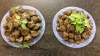 دلمه برگ مو با سس دوغ و ماست