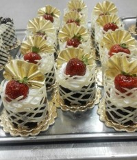 دسر دور شکلاتی ..برای مراسم جشن تولد