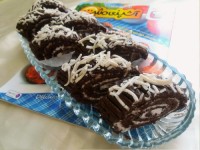 رولت شکلاتی (بسیار عالی وخوشمزه)