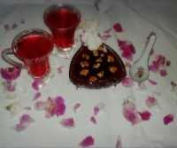 مربا گل سرخ