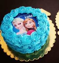 کیک تولد واسه خواهرزاده ام