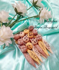 شیرینی پادرازی و نان قندی قزوین