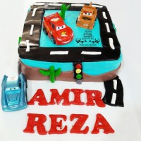 کیک خامه با دکور فوندانت