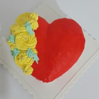 کیک قلب برجسته