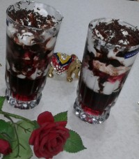 بستنی مخصوص