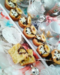 مینی کیک پسته زعفرانی