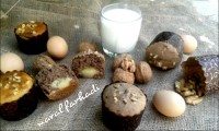 کاپ کیک شکلاتی با مغز وانیلی و رویه مخصوص