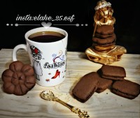 بیسکوییت شکلاتی ساده