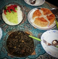 کته قالبی و خورش لوبیاسبز