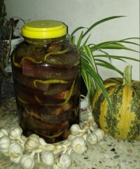 ترشی بادمجون شکم پر