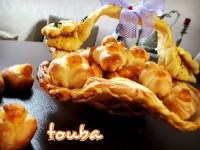 سبد از جنس نان و نان نارگیلی