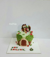 کیک ماشا و میشا