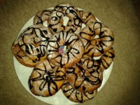 شیرینی دوناتی شکل با رویه نارگیلی