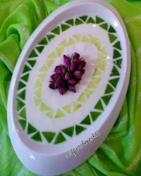 زاتزیکی (ماست و خیار یونانی)