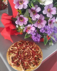 پیتزا باگوشت چرخکرده