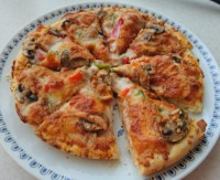 پیتزا مخلوط با خمیر جادویی