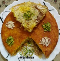 ته چین رشته پلویی با گوشت:-):-)