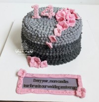 کیک خامه با دکور فوندانت