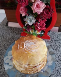 کرپ کیک با سس پنیر لبنه