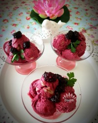 بفرمایین بستنی شاه توت