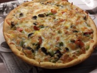 اینم از پیتزای دیشبم..جاتون خالی دوستان