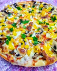 پیتزا قارچ و گوشت