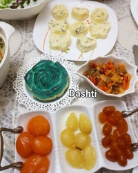 دسر پلمبیر قالبی وژله بلوبری با تخم شربتی