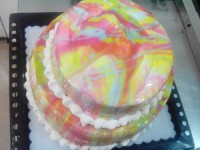 کیک اسفنجی با روکش سس براق فرانسوی