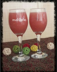 نوشیدنی هندوانه و گلابی