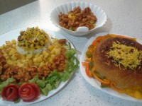 مرغ و سس باربیکیو و سیب زمینی و پلوی خوشمزه