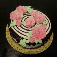 کیک بستنی با چیپس شکلاتی