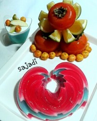 ژله توت فرنگی ژاپنی